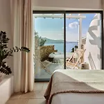 Ξενοδοχείο Adonis 4*
