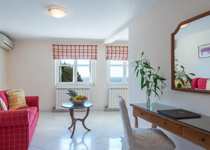 酒店 阿多尼斯酒店