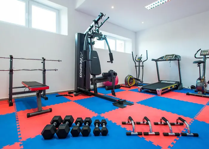 阿多尼斯酒店 酒店 4*