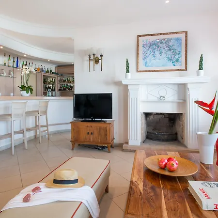 Adonis Otel Mykonos Town