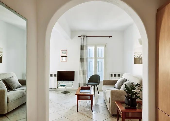 Adonis 4* Mykonos Town