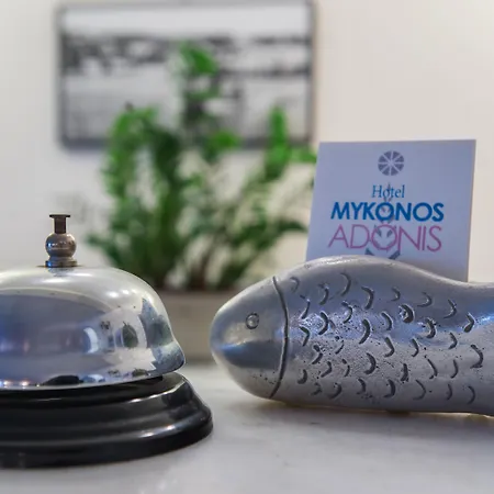 Отель Adonis