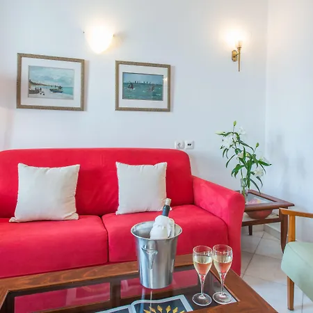 Adonis 4* Mykonos Town