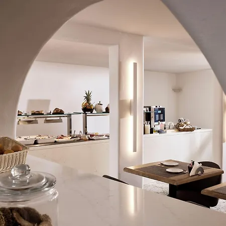Adonis 4* Mykonos Town