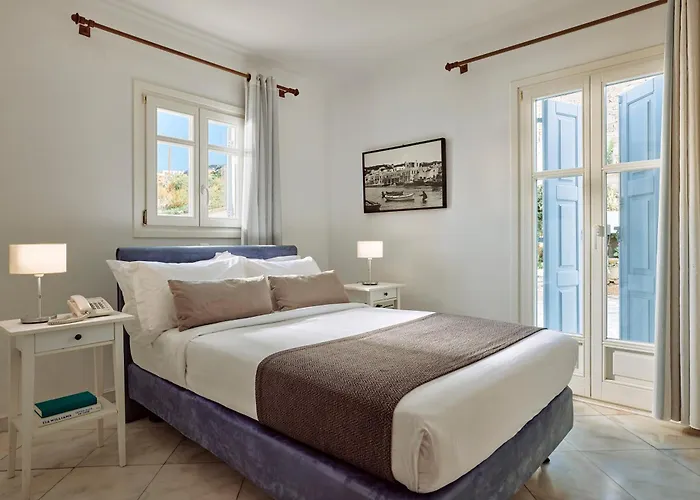 Отель Adonis Mykonos Town