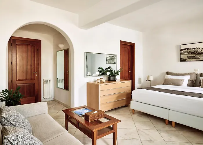 Отель Adonis Mykonos Town