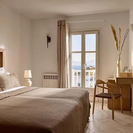 Adonis 4* Mykonos Town