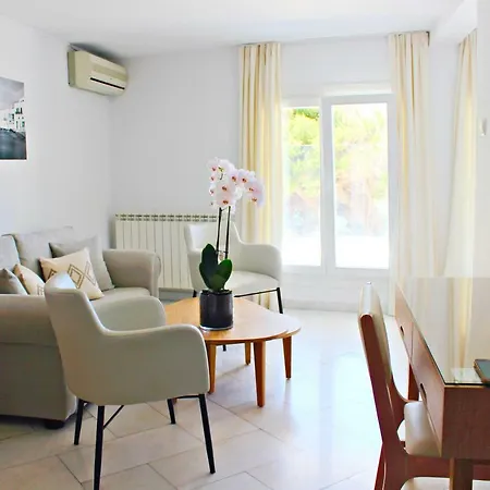 Adonis 4* Mykonos Town